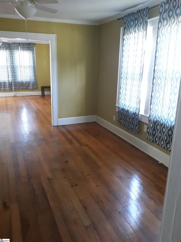 114 N Owens Street, Clinton, SC 29325