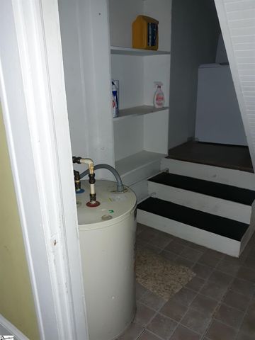 114 N Owens Street, Clinton, SC 29325