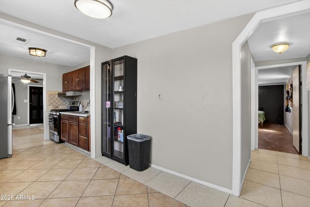 931 S DREW Street, Mesa, AZ 85210