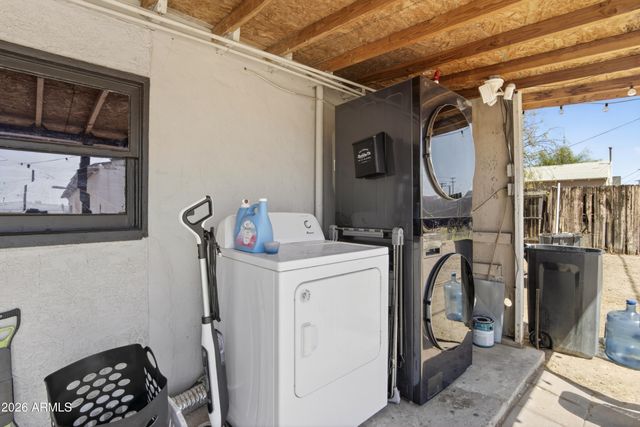 931 S DREW Street, Mesa, AZ 85210