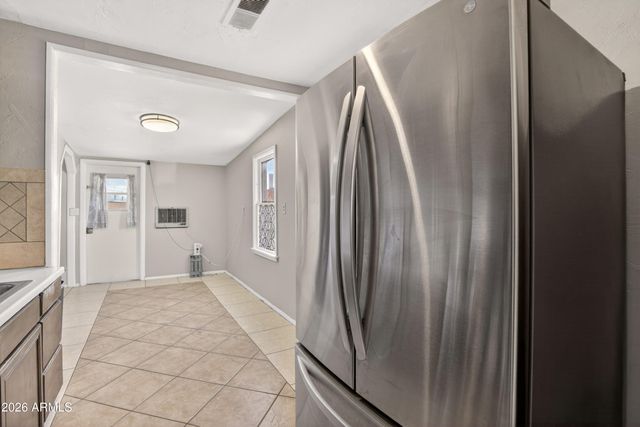 931 S DREW Street, Mesa, AZ 85210