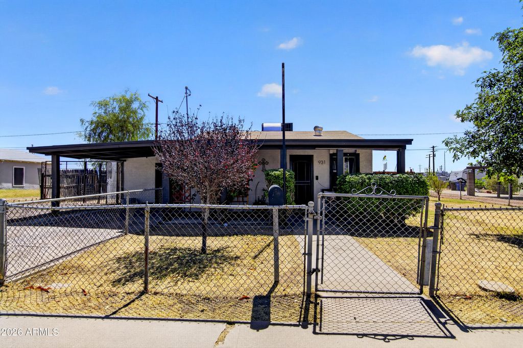 931 S DREW Street, Mesa, AZ 85210