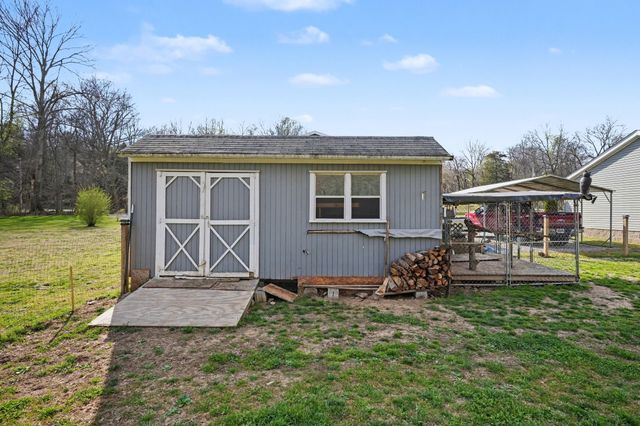 3521 Cooper Creek Rd, Woodlawn, TN 37191