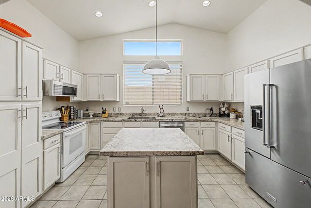 9128 E HALIFAX Street, Mesa, AZ 85207