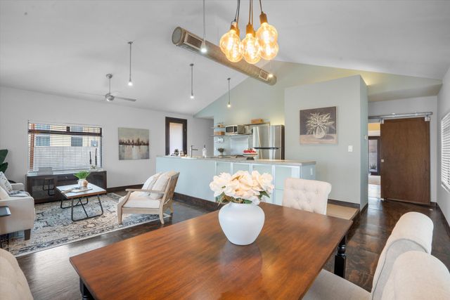 1108 12th Street NW, Albuquerque, NM 87104