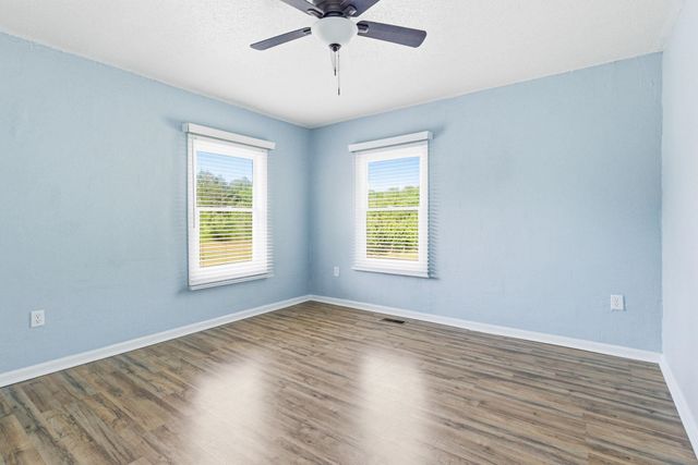 335 Guernsey Lane, Spartanburg, SC 29306