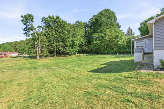 335 Guernsey Lane, Spartanburg, SC 29306