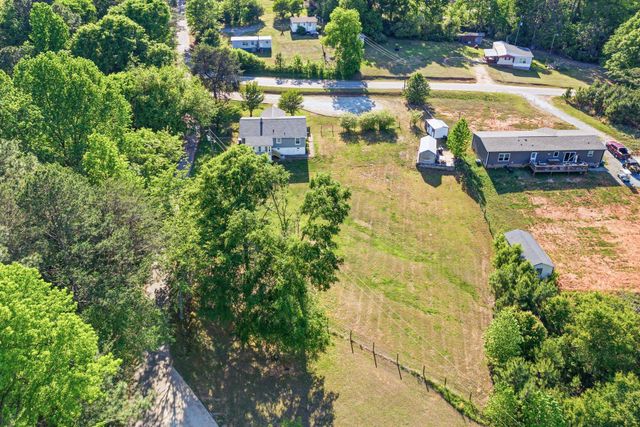 335 Guernsey Lane, Spartanburg, SC 29306