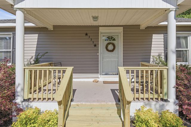 335 Guernsey Lane, Spartanburg, SC 29306