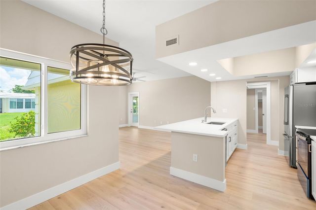 5823 TIDEWOOD AVENUE 19, Sarasota, FL 34231