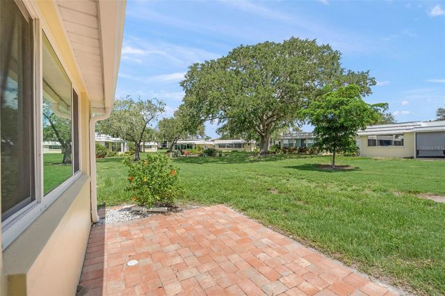 5823 TIDEWOOD AVENUE 19, Sarasota, FL 34231