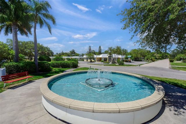 5823 TIDEWOOD AVENUE 19, Sarasota, FL 34231