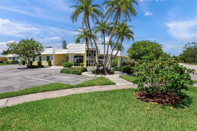 5823 TIDEWOOD AVENUE 19, Sarasota, FL 34231