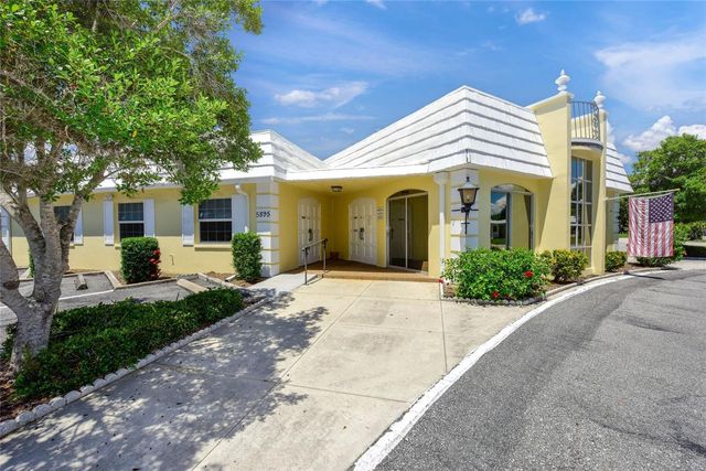 5823 TIDEWOOD AVENUE 19, Sarasota, FL 34231