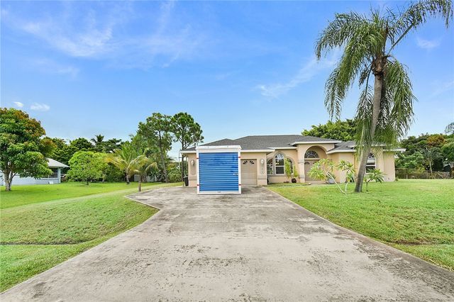 111 North Danville Circle, Port St Lucie, FL 34953