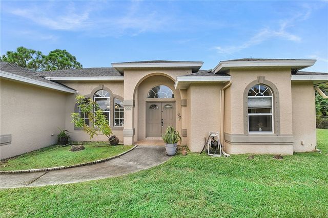 111 North Danville Circle, Port St Lucie, FL 34953