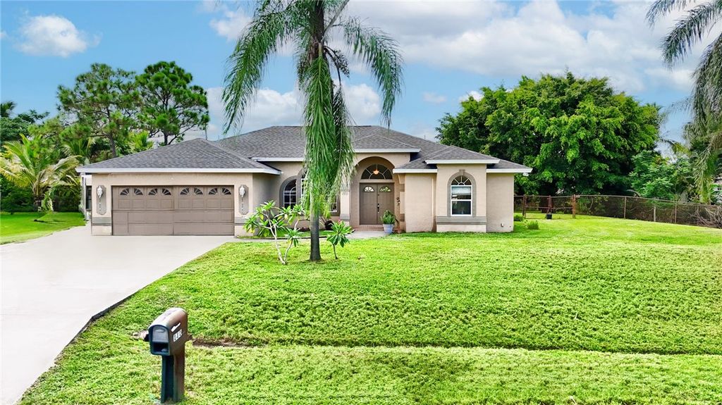 111 North Danville Circle, Port St Lucie, FL 34953