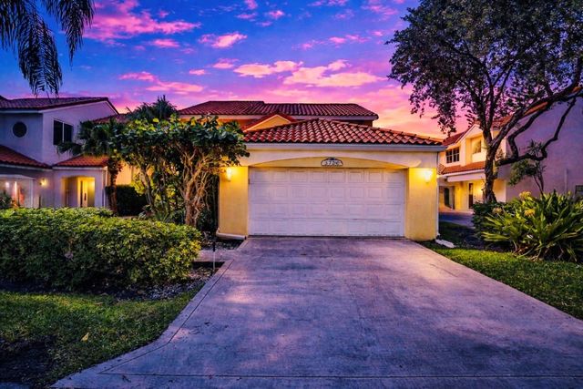 3130 N 38th Avenue, Hollywood, FL 33021