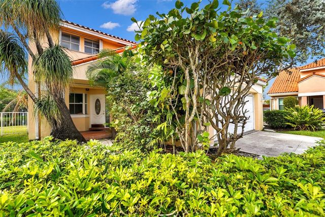 3130 N 38th Avenue, Hollywood, FL 33021