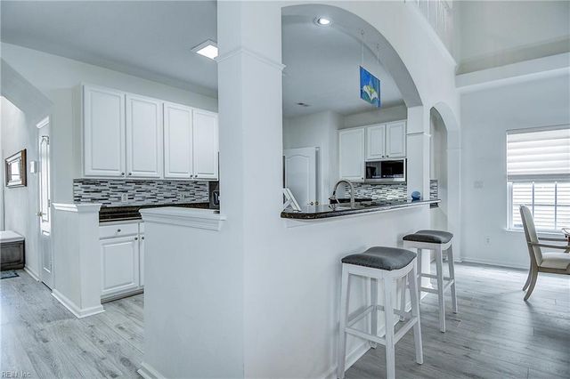 3013 Looking Glass CT, Virginia Beach, VA 23456