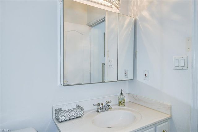 3013 Looking Glass CT, Virginia Beach, VA 23456