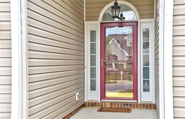 3013 Looking Glass CT, Virginia Beach, VA 23456