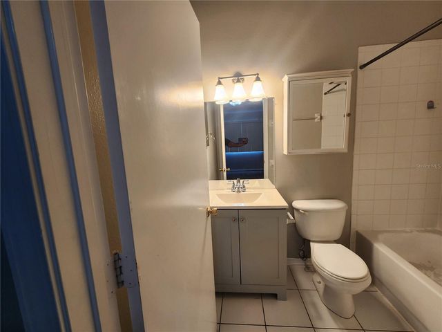 2302 LAKE WOODBERRY CIRCLE, Brandon, FL 33510