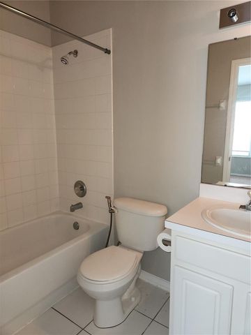 2302 LAKE WOODBERRY CIRCLE, Brandon, FL 33510