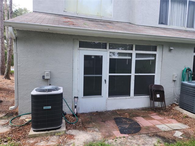 2302 LAKE WOODBERRY CIRCLE, Brandon, FL 33510