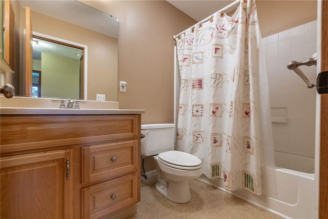 3239 Winterset Drive, Beavercreek, OH 45440