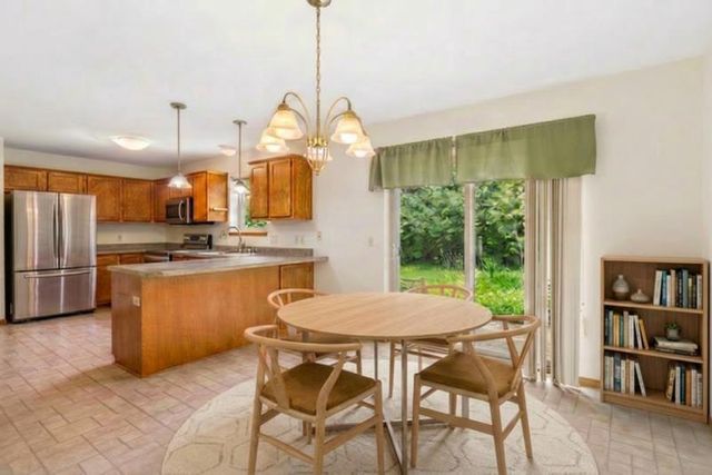 1001 Glacier Hill Drive, Madison, WI 53704