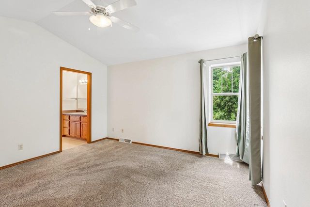 1001 Glacier Hill Drive, Madison, WI 53704