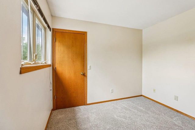 1001 Glacier Hill Drive, Madison, WI 53704