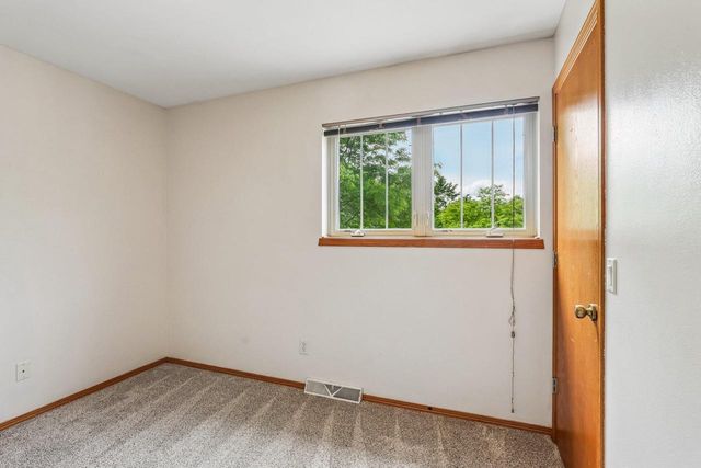 1001 Glacier Hill Drive, Madison, WI 53704