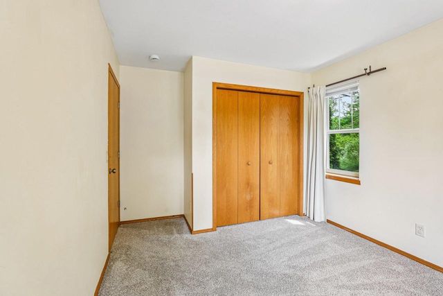 1001 Glacier Hill Drive, Madison, WI 53704