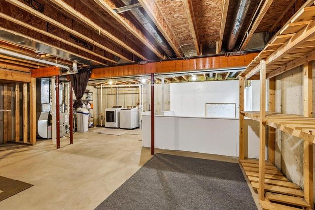1001 Glacier Hill Drive, Madison, WI 53704