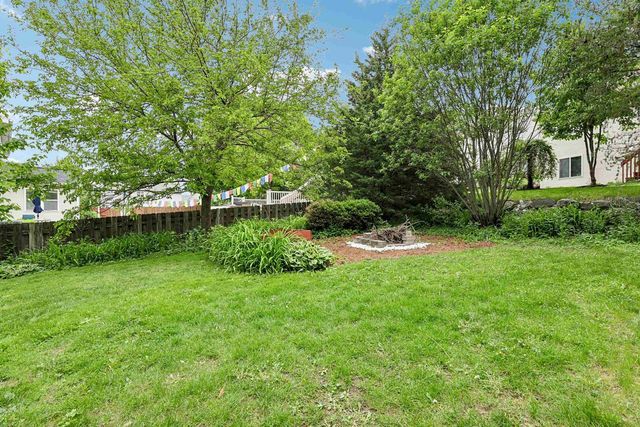 1001 Glacier Hill Drive, Madison, WI 53704