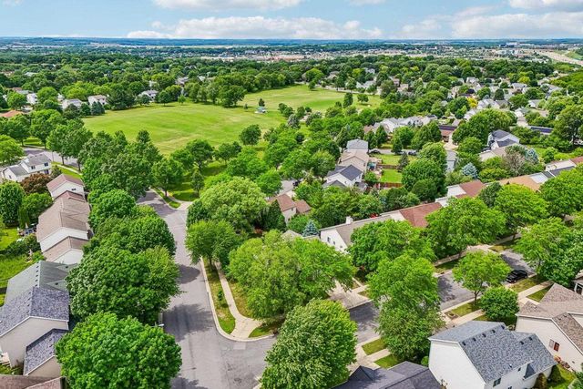 1001 Glacier Hill Drive, Madison, WI 53704