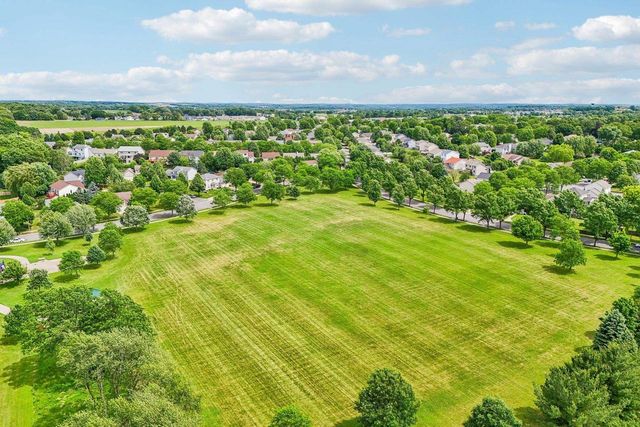 1001 Glacier Hill Drive, Madison, WI 53704