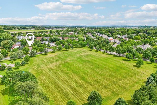 1001 Glacier Hill Drive, Madison, WI 53704