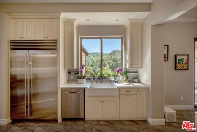 47 Buckskin Road, Bell Canyon, CA 91307