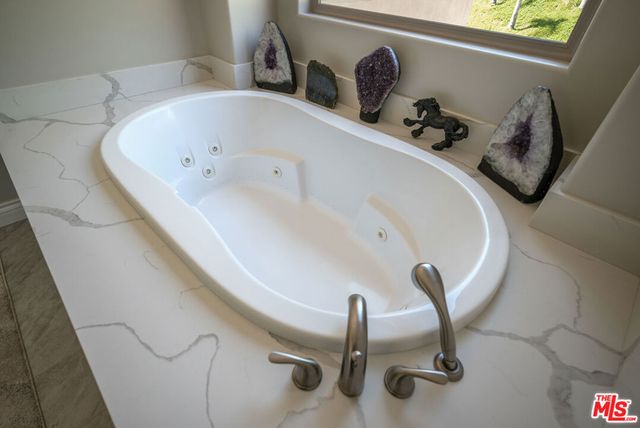 47 Buckskin Road, Bell Canyon, CA 91307