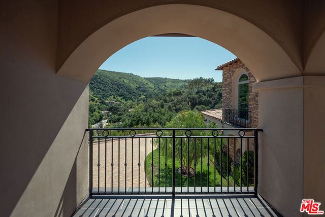 47 Buckskin Road, Bell Canyon, CA 91307