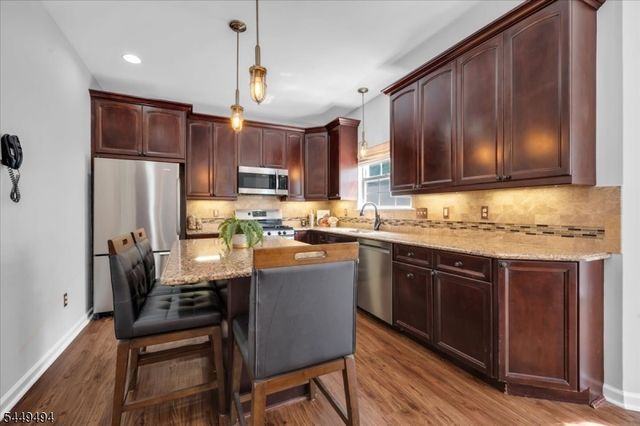 20 Kiser Ln, Bridgewater Twp., NJ 08807