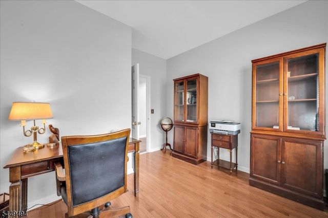 20 Kiser Ln, Bridgewater Twp., NJ 08807