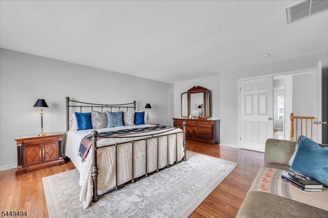 20 Kiser Ln, Bridgewater Twp., NJ 08807