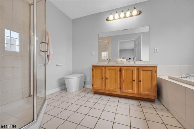 20 Kiser Ln, Bridgewater Twp., NJ 08807