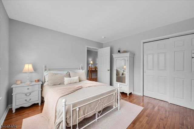 20 Kiser Ln, Bridgewater Twp., NJ 08807