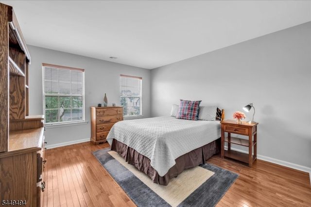 20 Kiser Ln, Bridgewater Twp., NJ 08807