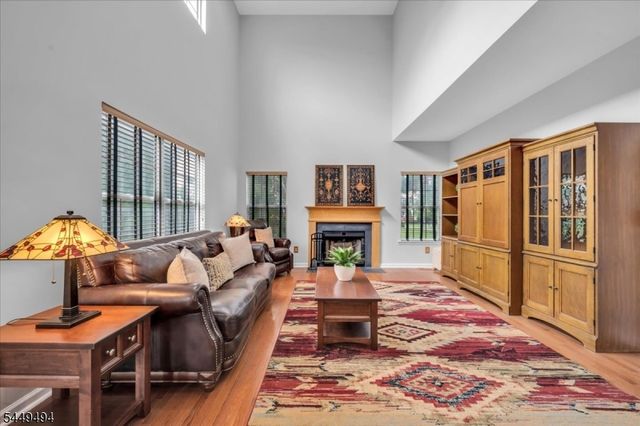 20 Kiser Ln, Bridgewater Twp., NJ 08807
